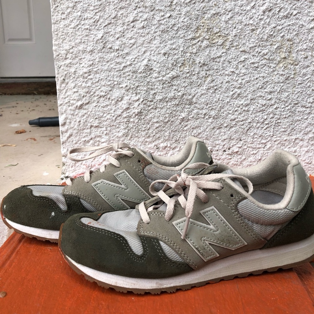 New Balance 520